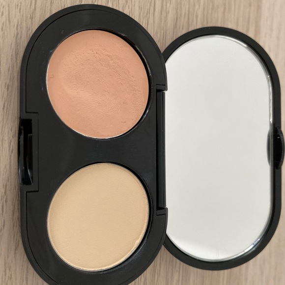 Bobbi Brown Creamy Concealer kit - Picture 2 of 3